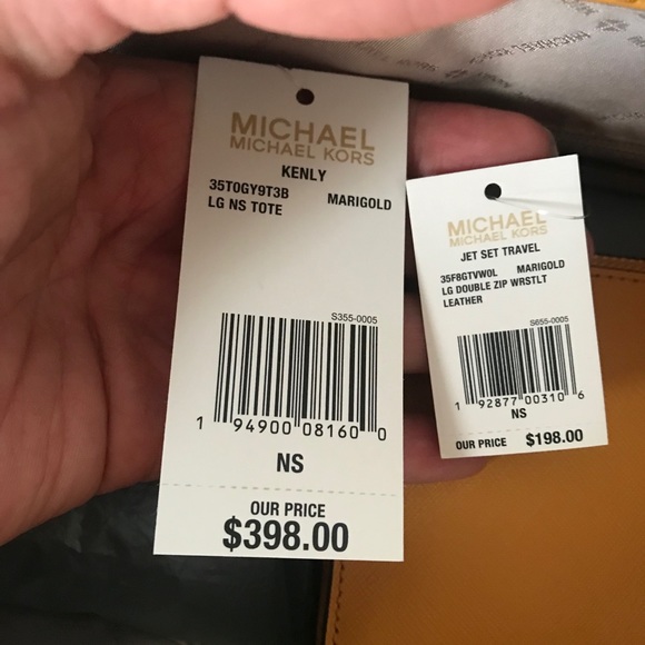 🌼Michael Kors Set - Picture 8 of 16